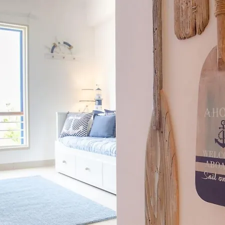 公寓 Charming Apt At The Marina Of With Pool