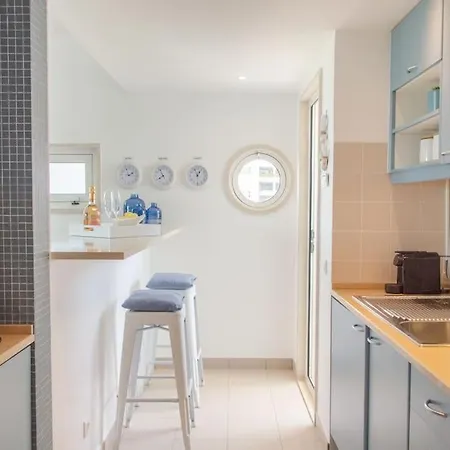 Charming Apt At The Marina Of With Pool *