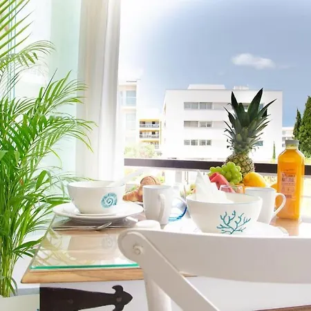 Charming Apt At The Marina Of With Pool * 拉哥斯